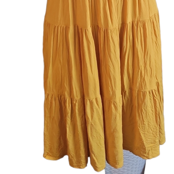 Ladies dress - Picture 4 of 4